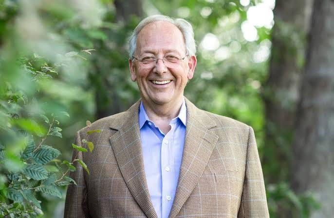 Chuck Akre (Akre Capital) Airbnb, Copart and Brookfield Additions.jpg